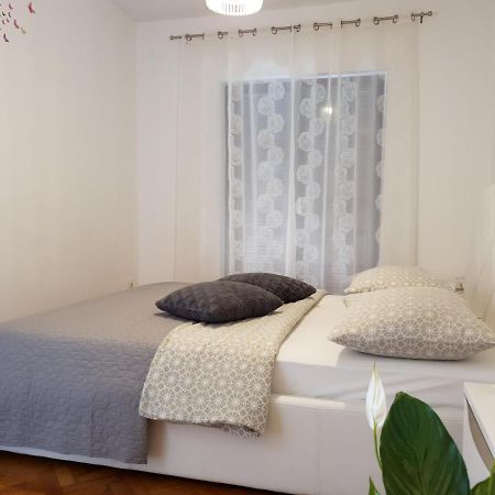 Gulin Apartments โวดีเซ ภายนอก รูปภาพ