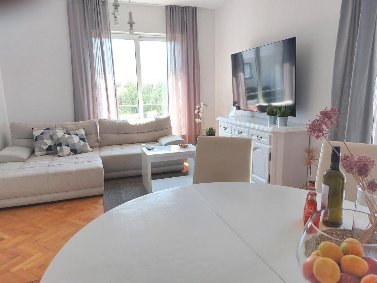 Gulin Apartments โวดีเซ ภายนอก รูปภาพ