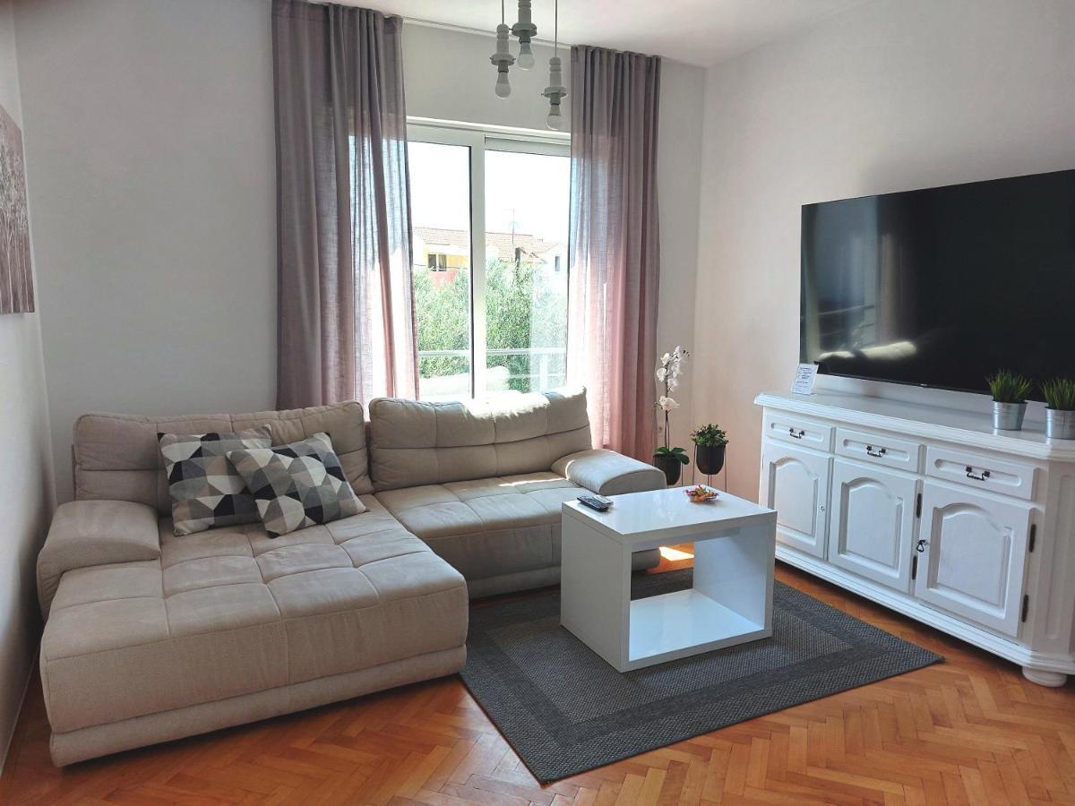 Gulin Apartments โวดีเซ ภายนอก รูปภาพ